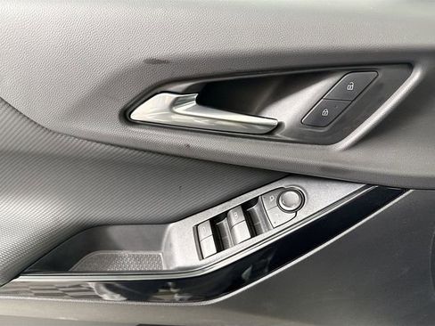 New 2026 Chevrolet Equinox LT w/ Safety and Technology Package image 18