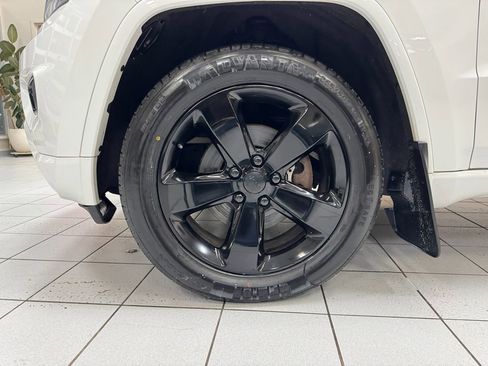 Used 2015 Jeep Grand Cherokee Altitude image 65