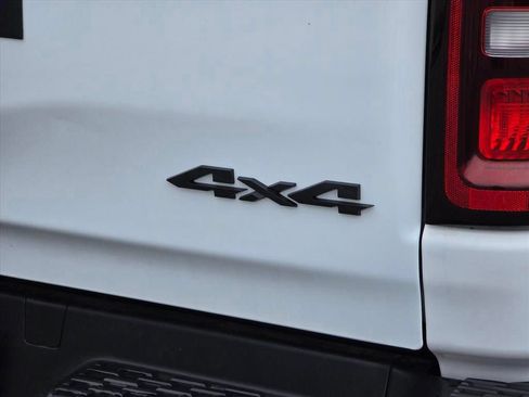 Used 2025 RAM 1500 Tradesman AWD/4WD image 13