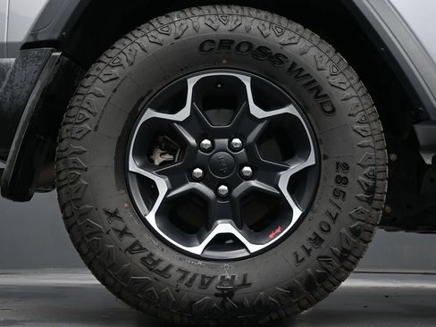 Used 2021 Jeep Wrangler Sport AWD/4WD image 9