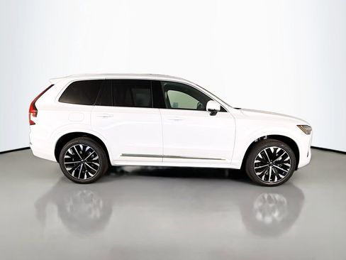 New 2026 Volvo XC90 B6 Plus w/ Protection Package Premier image 8