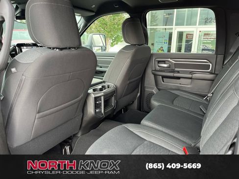 New 2026 RAM 3500 Big Horn AWD/4WD image 15