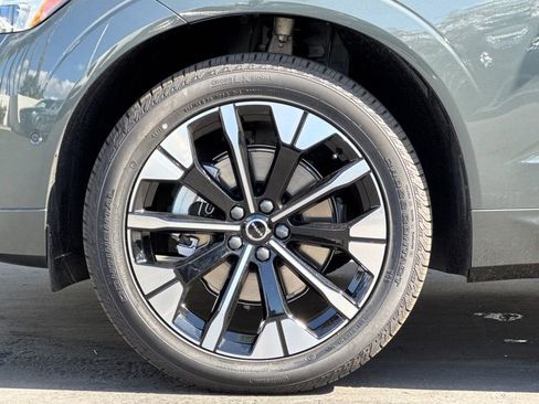 New 2026 Volvo XC60 B5 Plus w/ Climate Package AWD/4WD image 25