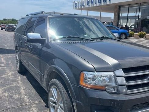 Used 2017 Ford Expedition EL Platinum AWD/4WD image 3