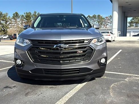 Used 2021 Chevrolet Traverse RS w/ LPO, Floor Liner Package image 2