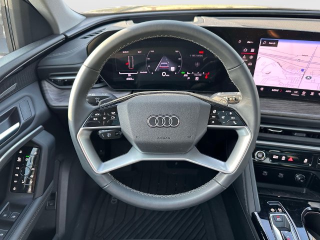 Certified 2025 Audi Q5 Premium AWD/4WD image 17