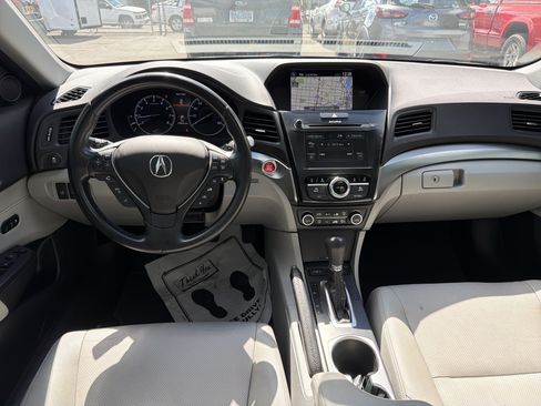 Used 2016 Acura ILX FWD image 10