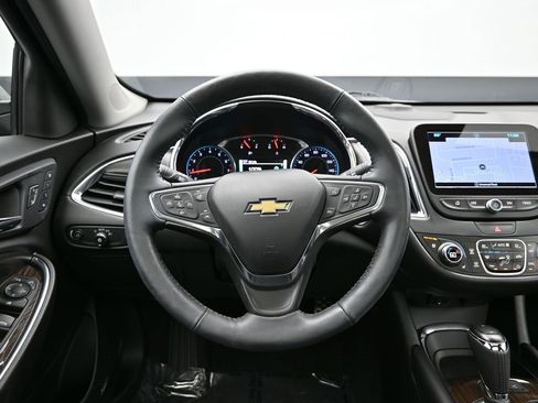 Used 2017 Chevrolet Malibu Premier w/ Premier Sun and Wheel Package image 45