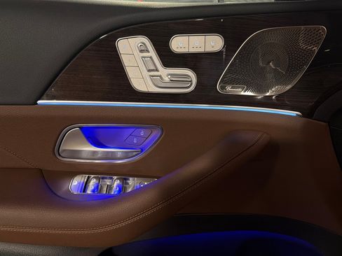 New 2026 Mercedes-Benz GLS 450 4MATIC image 10
