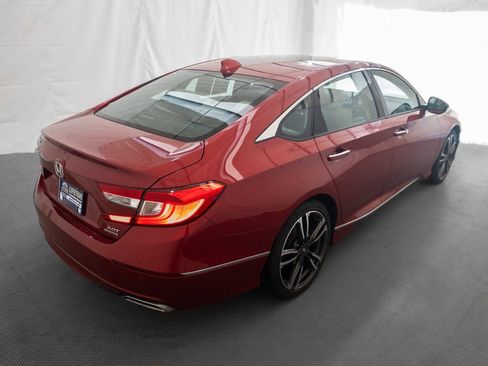 Used 2021 Honda Accord Touring image 9