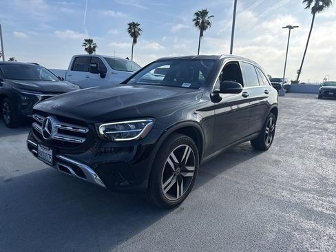 Used 2020 Mercedes-Benz GLC 300 image 1