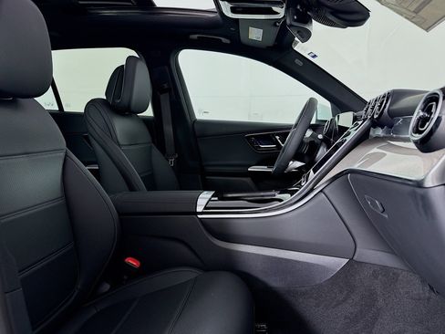 New 2026 Mercedes-Benz GLC 300 image 6