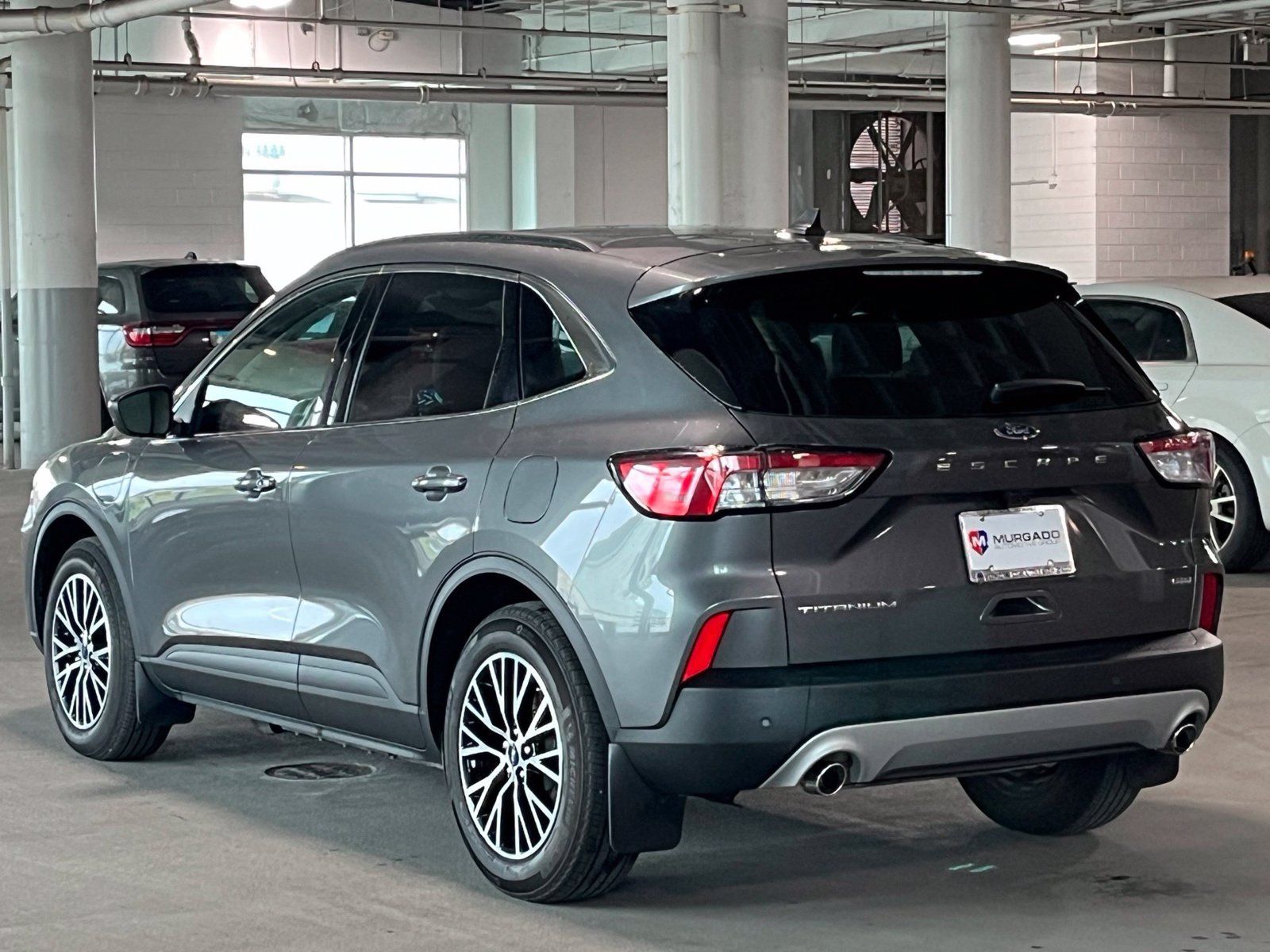 Used 2022 Ford Escape Titanium FWD image 8