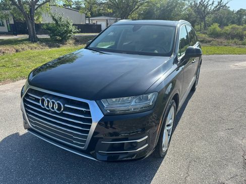 Used 2018 Audi Q7 3.0T Prestige w/ Prestige Package AWD/4WD image 13