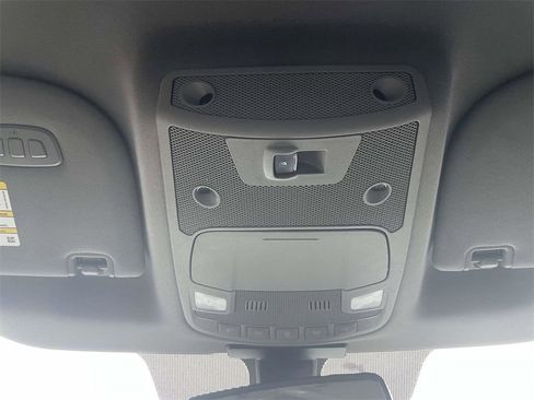 Used 2017 Ford F150 Lariat w/ Equipment Group 502A Luxury image 28