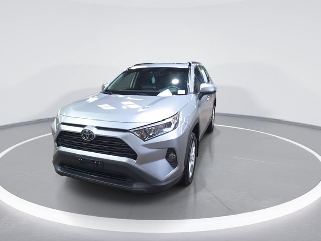 Used 2019 Toyota RAV4 XLE w/ All Weather Liner Package AWD/4WD image 3