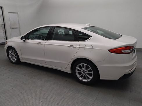 Used 2020 Ford Fusion SE FWD image 3