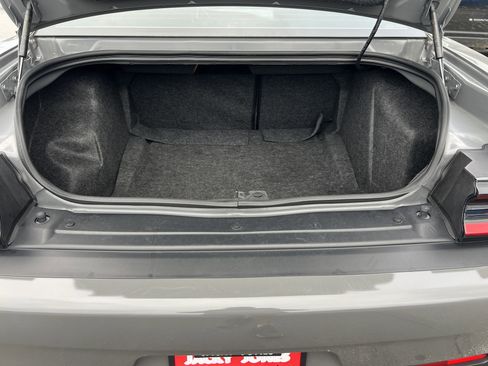 Used 2023 Dodge Challenger R/T w/ Blacktop Package image 9