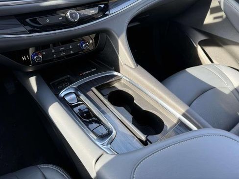 Used 2022 Buick Enclave Essence w/ Experience Buick Package image 31