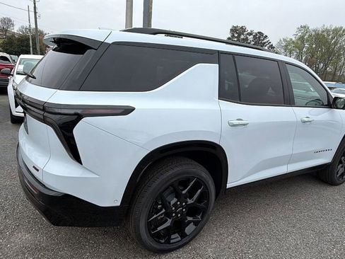 New 2026 Chevrolet Traverse RS image 5