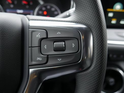 New 2025 Chevrolet Blazer LT w/ Midnight/Sport Edition image 13