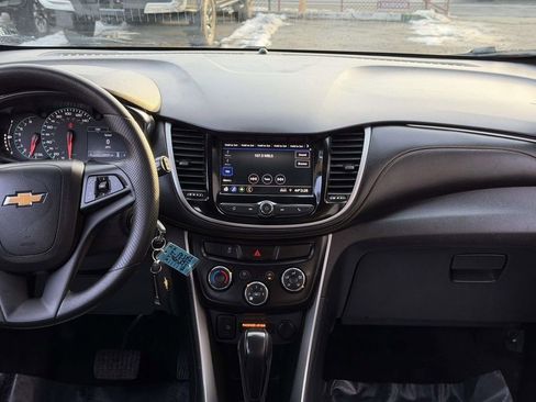 Used 2021 Chevrolet Trax LS w/ Tint and Cruise Package image 18