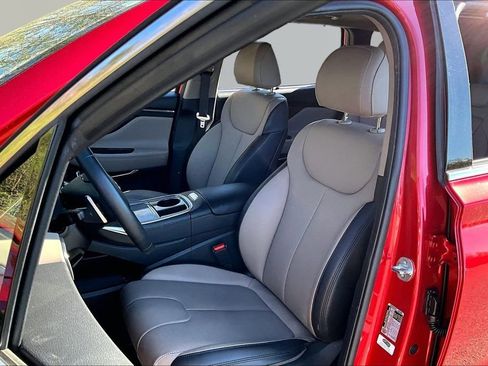 Used 2023 Hyundai Santa Fe SEL w/ Premium Package image 18