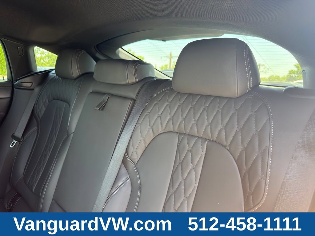 Used 2023 BMW X6 M50i w/ Executive Package AWD/4WD image 31