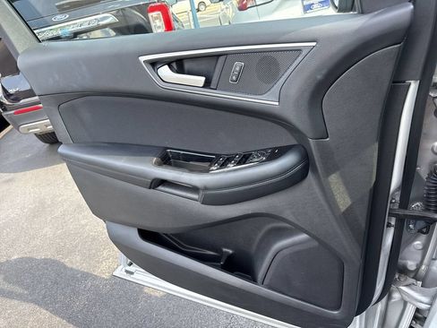 Used 2017 Ford Edge SEL AWD/4WD image 24