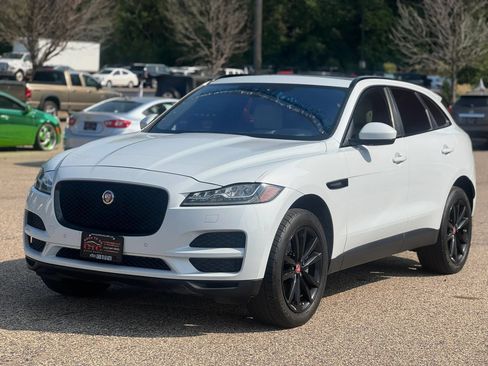 Used 2017 Jaguar F-PACE Prestige AWD/4WD image 6