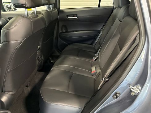Used 2024 Toyota Corolla Cross XLE w/ Convenience Package AWD/4WD image 9