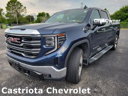 Used 2023 GMC Sierra 1500 SLT w/ SLT Premium Package