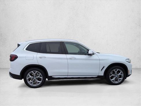 Used 2023 BMW X3 xDrive30i w/ Premium Package AWD/4WD image 4