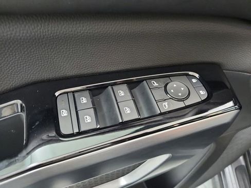 New 2026 Nissan Pathfinder SL w/ SL Premium Package FWD image 38