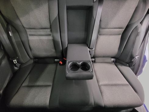 Used 2025 Nissan Rogue SV image 24