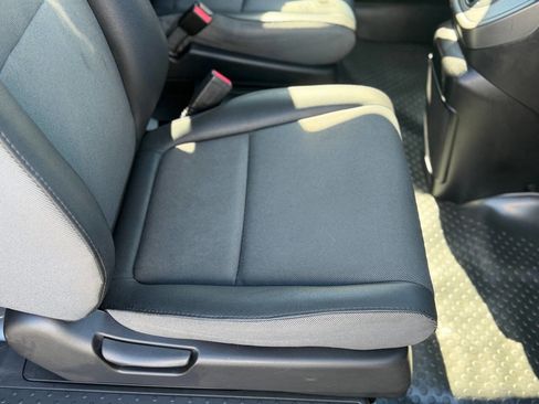 Used 2006 Honda Element EX image 35