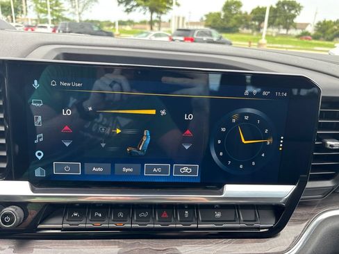 Used 2024 Chevrolet Silverado 1500 LTZ w/ Technology Package AWD/4WD image 44