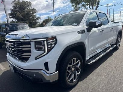 Used 2024 GMC Sierra 1500 SLT w/ SLT Premium Plus Package