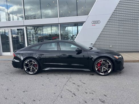 Used 2024 Audi RS 7 Performance image 14