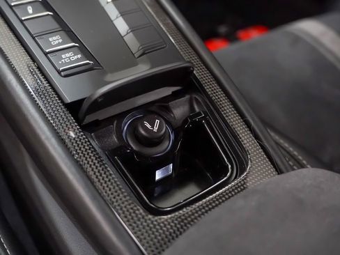 Used 2018 Porsche 911 GT3 image 30