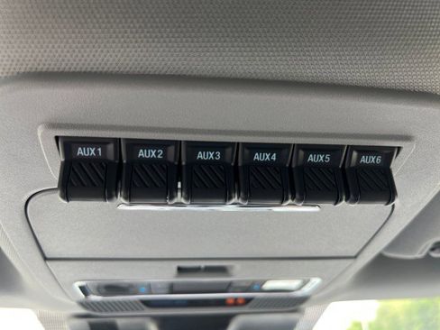 New 2025 Ford F350 Lariat w/ Lariat Ultimate Package image 19