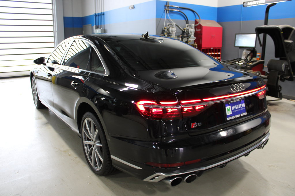 Used 2023 Audi S8 AWD/4WD image 25