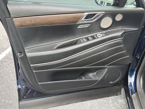 Used 2023 Genesis GV80 2.5T w/ Advanced Package AWD/4WD image 16