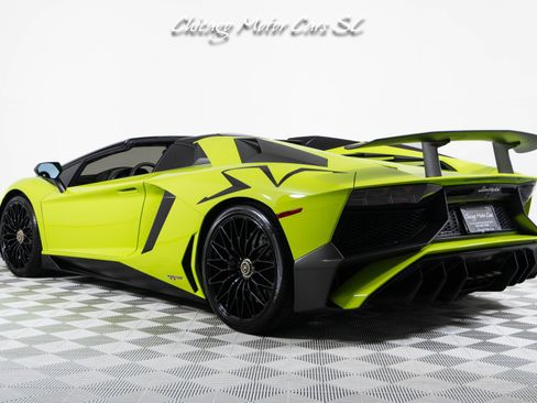 Used 2016 Lamborghini Aventador LP 750-4 Superveloce AWD/4WD image 9