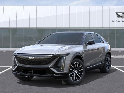 New 2025 Cadillac Lyriq Sport image 6