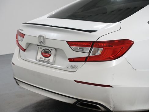 Used 2022 Honda Accord Sport image 9