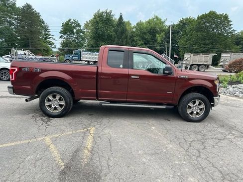 Used 2015 Ford F150 XLT w/ Equipment Group 301A Mid AWD/4WD image 6
