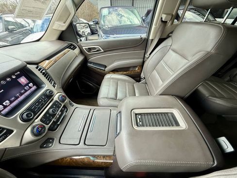 Used 2016 GMC Yukon Denali w/ Open Road Package image 21
