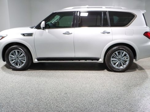 Used 2023 INFINITI QX80 Luxe w/ Cargo Package RWD image 10