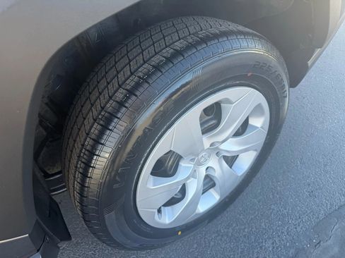 Used 2024 Toyota RAV4 LE image 28